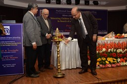 NIOS CM Lighting the Lamp